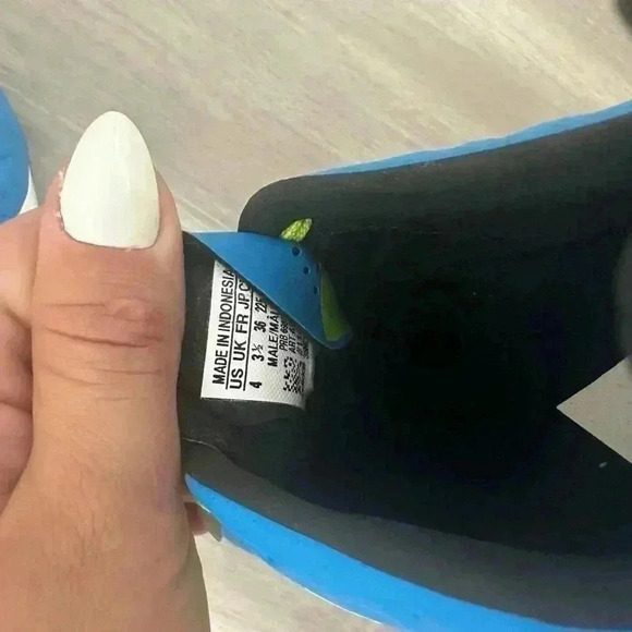 Kids adidas ACE 16.3 Indoor Soccer Shoes size 4 blue - Picture 6 of 15